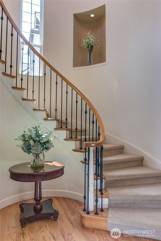 323 240th Place SE, Sammamish, WA 98074