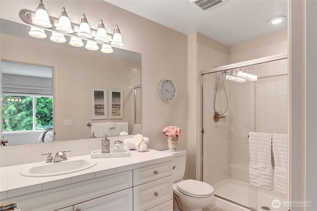 323 240th Place SE, Sammamish, WA 98074
