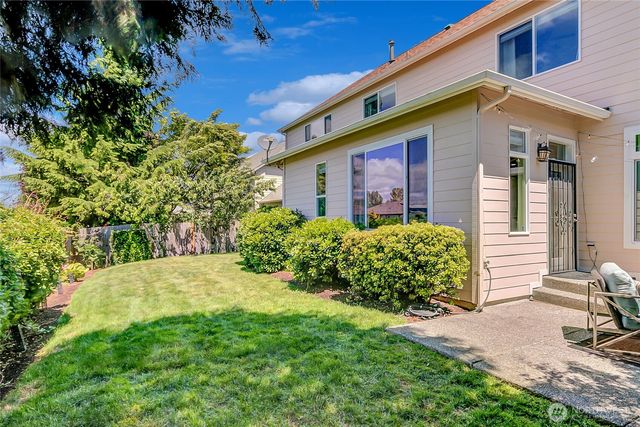 323 240th Place SE, Sammamish, WA 98074