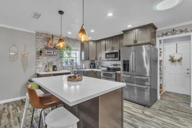 152 S Stephanie Ln, El Cajon, CA 92019