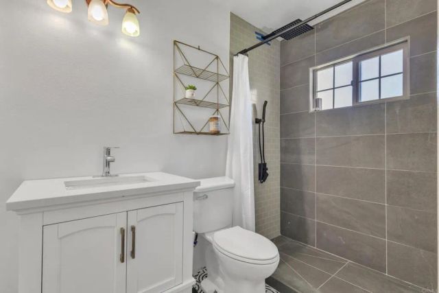 152 S Stephanie Ln, El Cajon, CA 92019