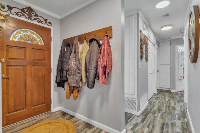 152 S Stephanie Ln, El Cajon, CA 92019