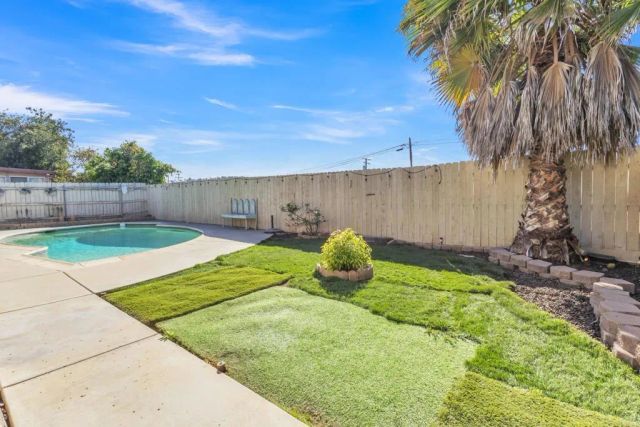 152 S Stephanie Ln, El Cajon, CA 92019