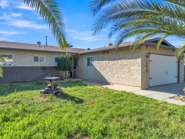 152 S Stephanie Ln, El Cajon, CA 92019
