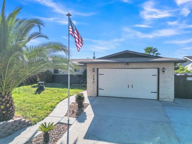 152 S Stephanie Ln, El Cajon, CA 92019