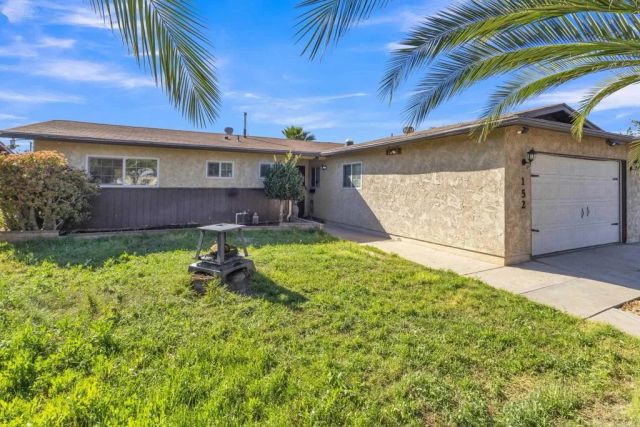 152 S Stephanie Ln, El Cajon, CA 92019