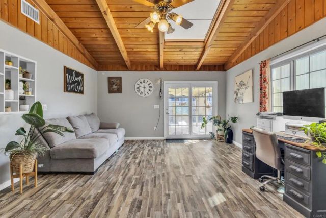 152 S Stephanie Ln, El Cajon, CA 92019