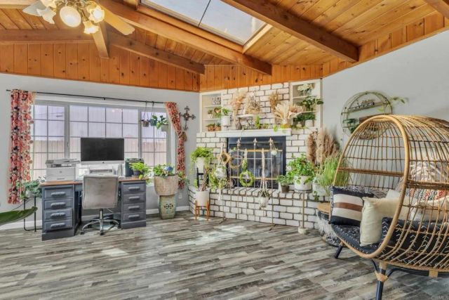 152 S Stephanie Ln, El Cajon, CA 92019