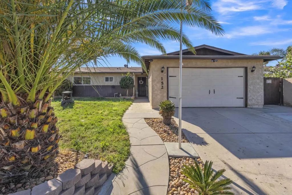 152 S Stephanie Ln, El Cajon, CA 92019