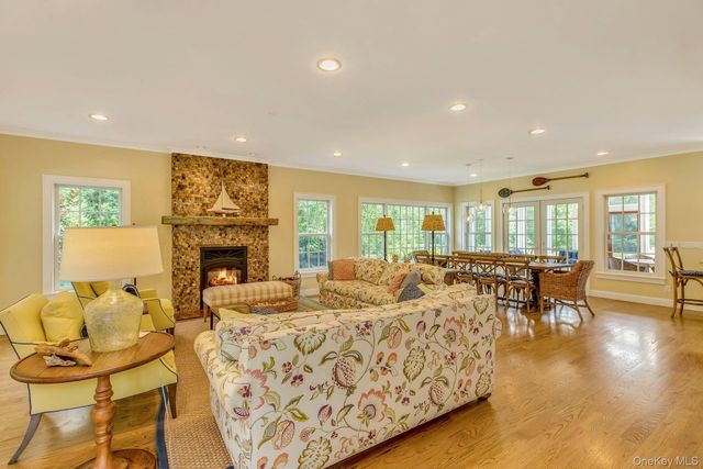 590 Soundview Av Ext, Southold, NY 11971