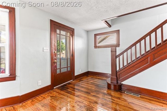 107 Elm Street, River Rouge, MI 48218