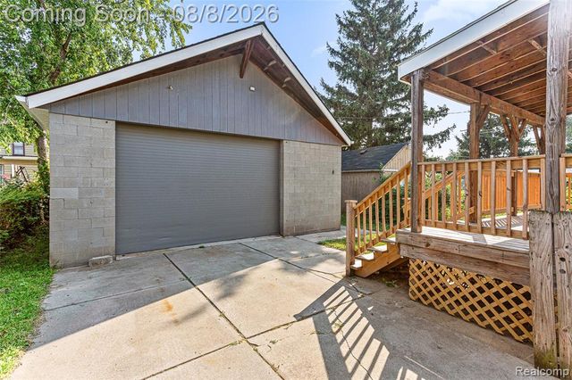 107 Elm Street, River Rouge, MI 48218