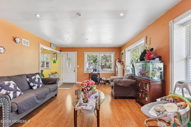 525 Jackson Avenue, Brick, NJ 08723