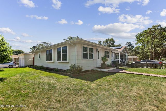 525 Jackson Avenue, Brick, NJ 08723