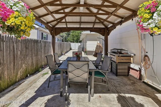 525 Jackson Avenue, Brick, NJ 08723