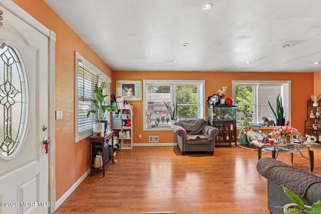 525 Jackson Avenue, Brick, NJ 08723