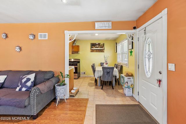 525 Jackson Avenue, Brick, NJ 08723