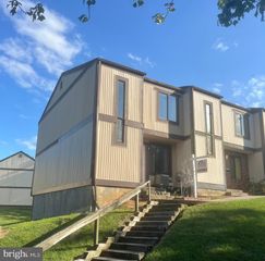 23 MOORING CT, Essex, MD 21221