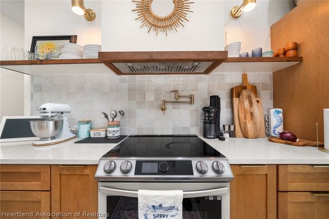 211 S Bear Pointe Drive, Lake Placid, FL 33852