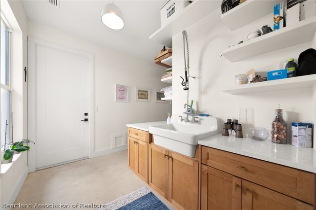 211 S Bear Pointe Drive, Lake Placid, FL 33852