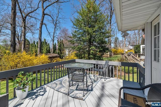 48 Oliver Place, Ringwood, NJ 07456