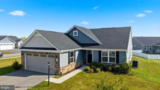 15 OPULENT CT, Hedgesville, WV 25427