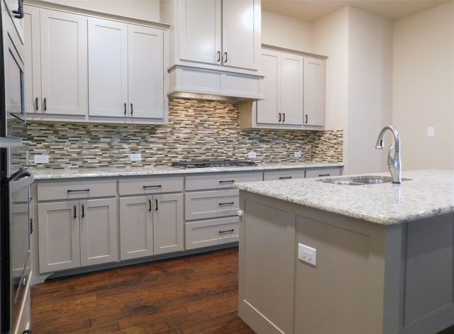 1704 Serra Drive, Little Elm, TX 75068