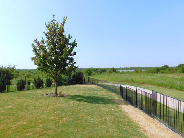 1704 Serra Drive, Little Elm, TX 75068