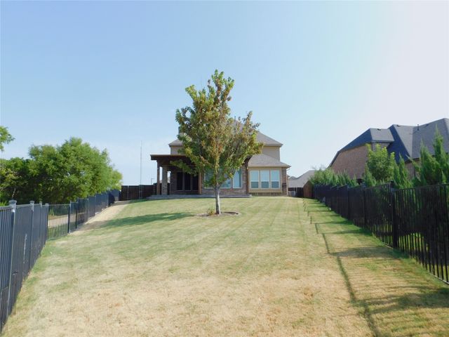 1704 Serra Drive, Little Elm, TX 75068