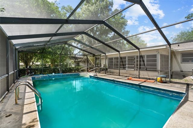 9303 PINE LANE, Ocala, FL 34472
