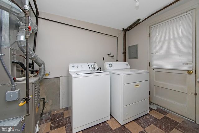 825 LEXINGTON AVE, Turnersville, NJ 08012