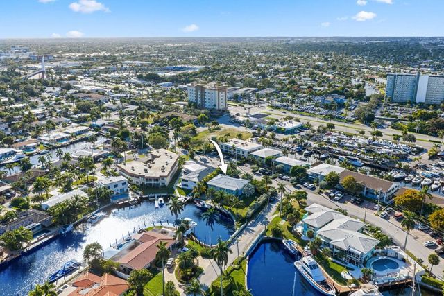 830 SE 22nd Avenue, Pompano Beach, FL 33062