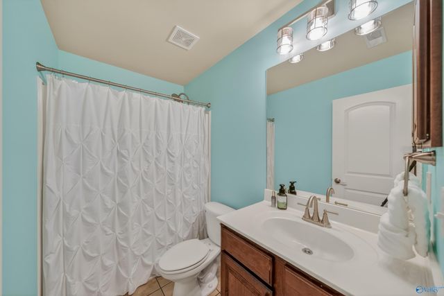 221 Waxmyrtle Drive, Harvest, AL 35749