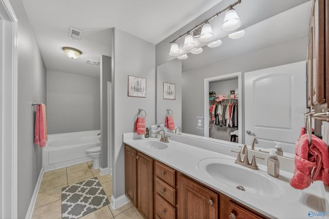221 Waxmyrtle Drive, Harvest, AL 35749