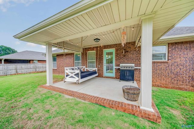 221 Waxmyrtle Drive, Harvest, AL 35749