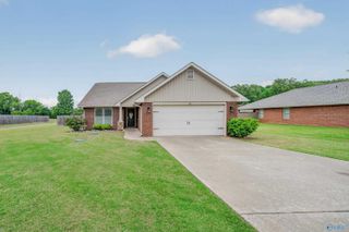 221 Waxmyrtle Drive, Harvest, AL 35749