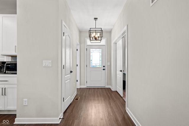 132 Oakhurst Way, Westfield, IN 46074