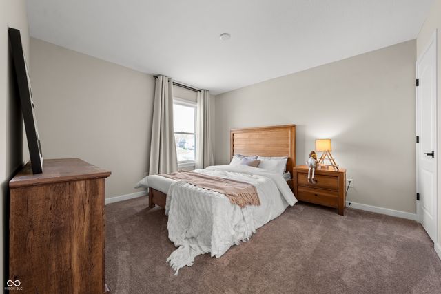 132 Oakhurst Way, Westfield, IN 46074