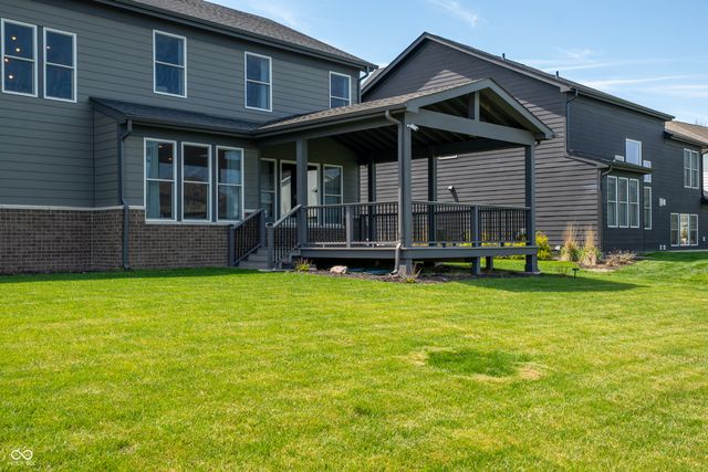 132 Oakhurst Way, Westfield, IN 46074
