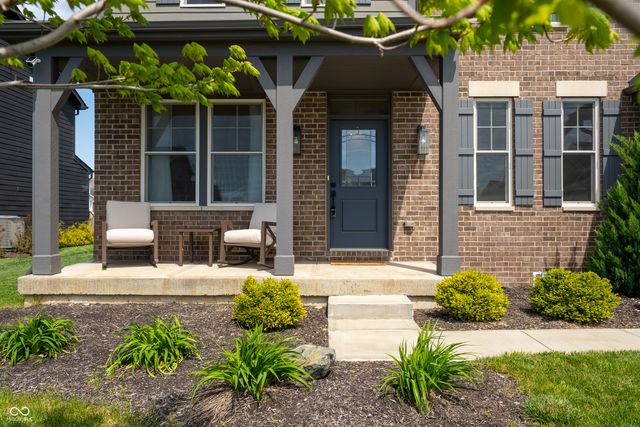 132 Oakhurst Way, Westfield, IN 46074