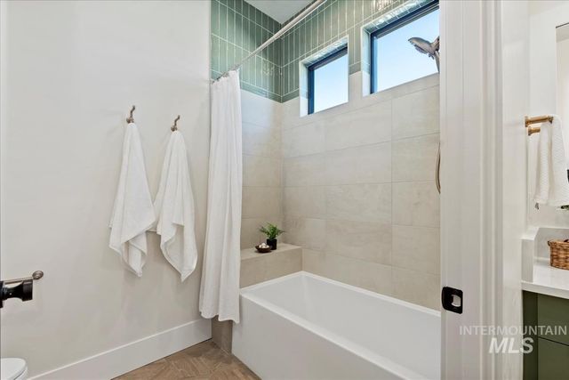 3718 N Harvest Moon Way, Eagle, ID 83616