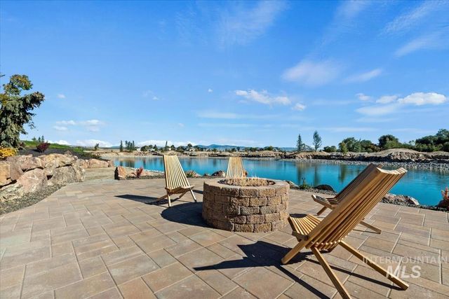 3718 N Harvest Moon Way, Eagle, ID 83616