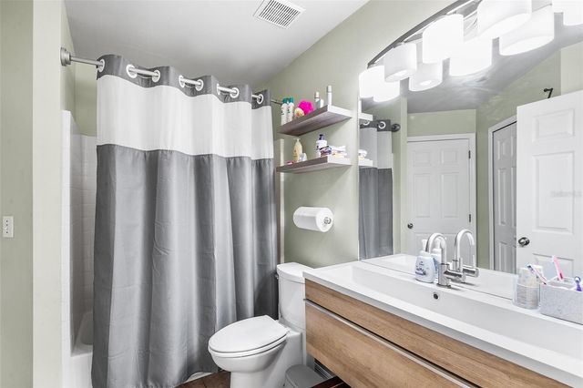 221 GROSVENOR LOOP, Davenport, FL 33897