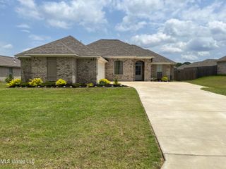 108 Brunswick Cove, Canton, MS 39046