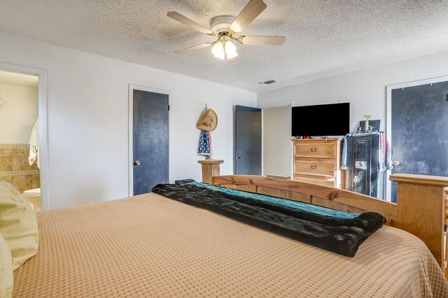 2102 SE 10th Street, Mineral Wells, TX 76067