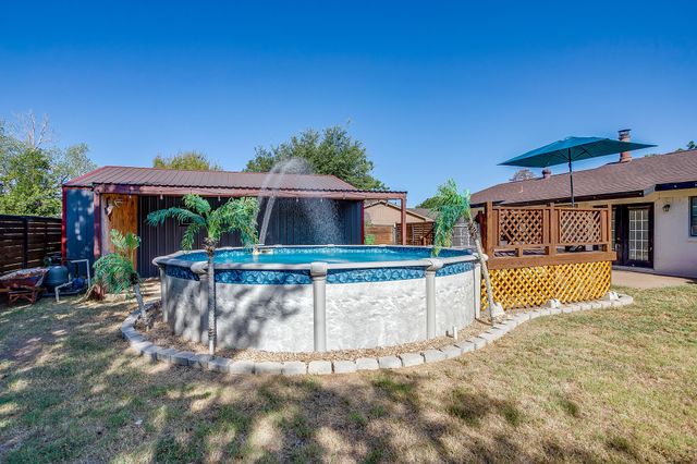 2102 SE 10th Street, Mineral Wells, TX 76067
