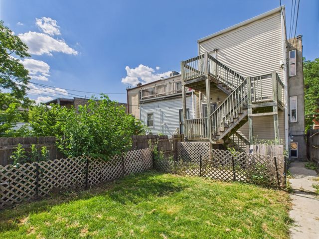 2933 W Wilcox Street, Chicago, IL 60612