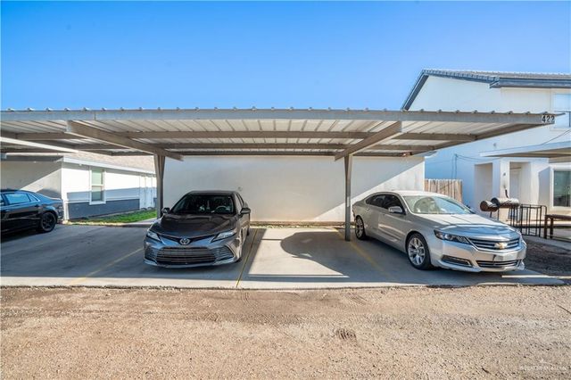 422 W Chavez W Street, Edinburg, TX 78541