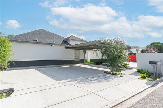 422 W Chavez W Street, Edinburg, TX 78541