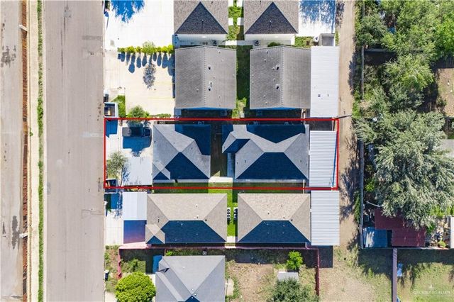 422 W Chavez W Street, Edinburg, TX 78541